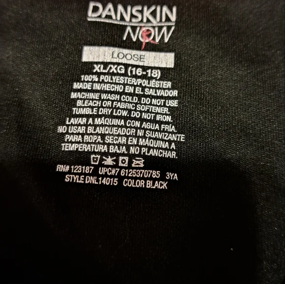 DANSKIN WOMEN'S SIZE XL BLACK STRETCH ATHLETIC TEE SHIRT. - Picture 2 of 4
